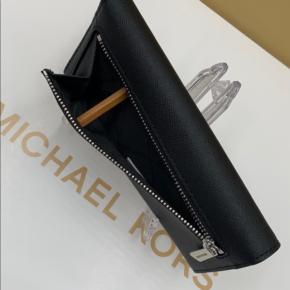 Michael Kors Jet Set Travel Lg Trifold Wallet - Picture 7 of 16